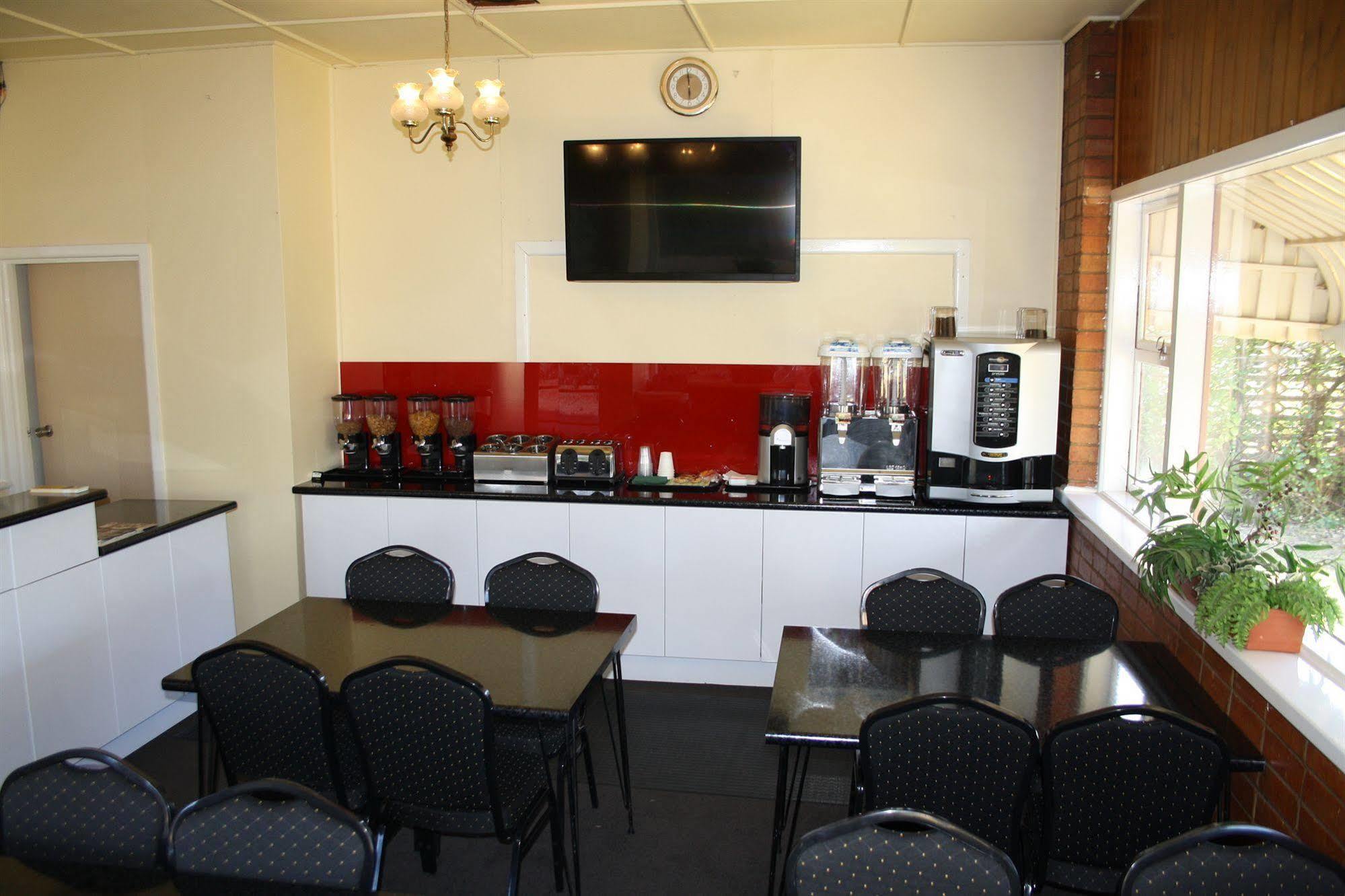 Nhill Oasis Motel Εξωτερικό φωτογραφία